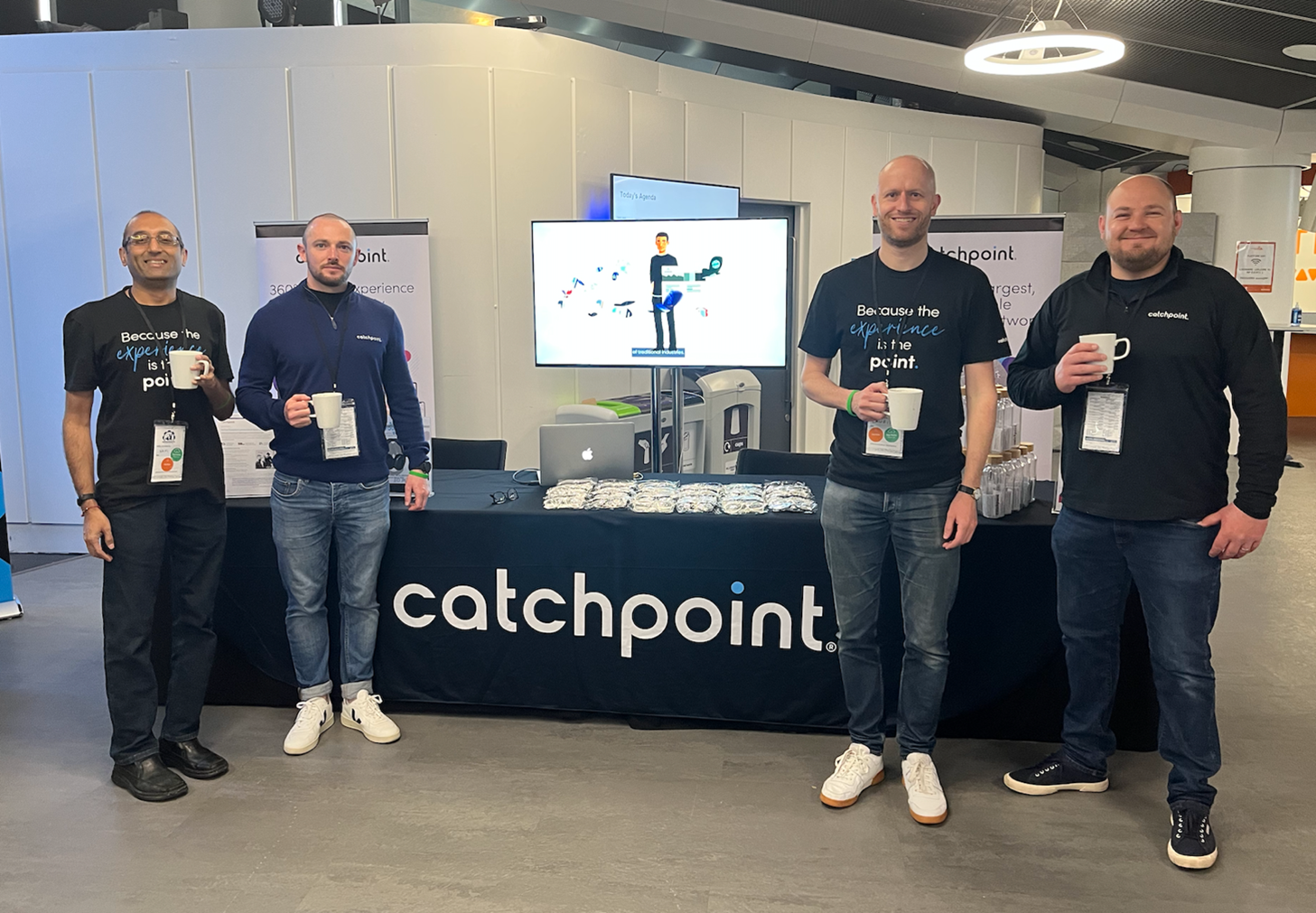 DevOpsDays バーミンガムに参加したCatchpointチーム(左から:サム・パテル、サム・グラッドウィン、ローリー・ポインター、ニコラス・ホーマン)